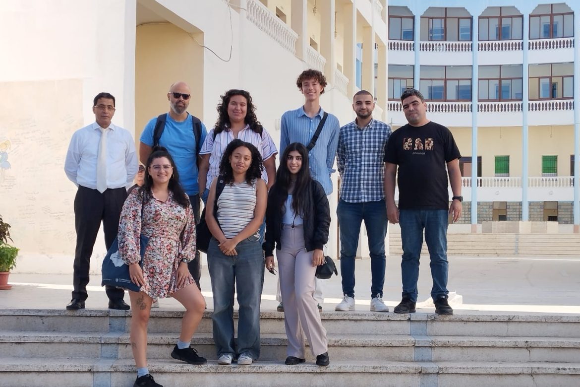 Nouvelle visite des étudiants américains au Complexe Social Assadaka